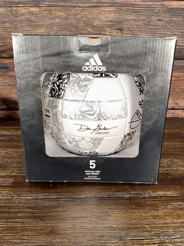 Adidas MLS Pro Major League Soccer Ball White Black NFHS Match Size 5 NEW 2021
