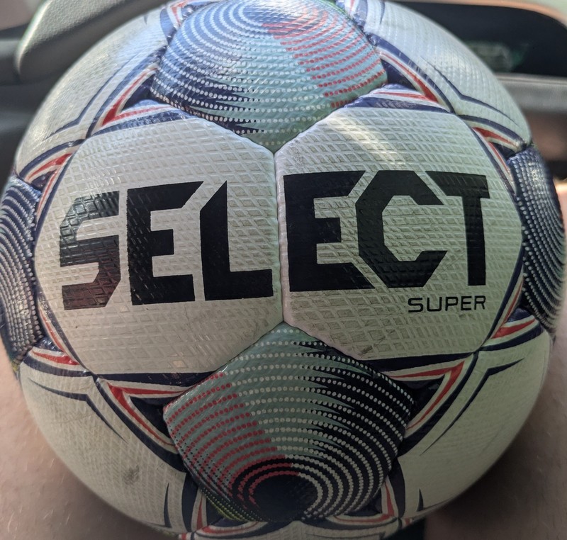 Select Brillant Super TB Match Ball Sz 5 Excellent Condition
