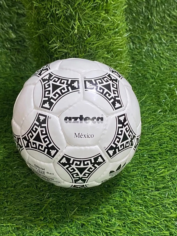 Adidas Historical Mini Balls Set 26 pcs World Cup 1930-2026 Collector Set Size1 gallery