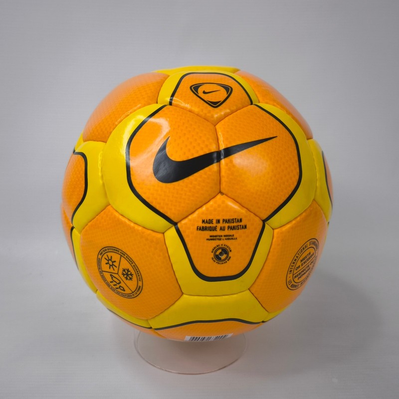 Nike Football Orange Circa 2003/04 Match Ball Merlin Reflective Geo