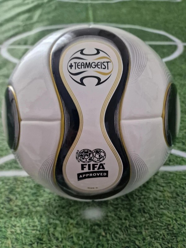Adidas Teamgeist Football FIFA World Cup 2006 Official Soccer Ball Size 5