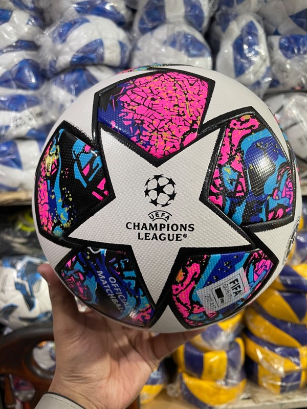 Adidas Finale Istanbul Official Match Ball UEFA Champions League Final 2019/2020