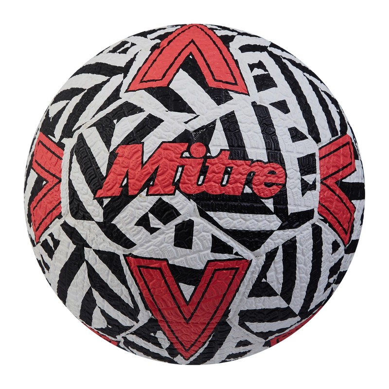 Unisex Recreation Soccer Ball – Durable Machine-Stitched 32-Panel Constructio…