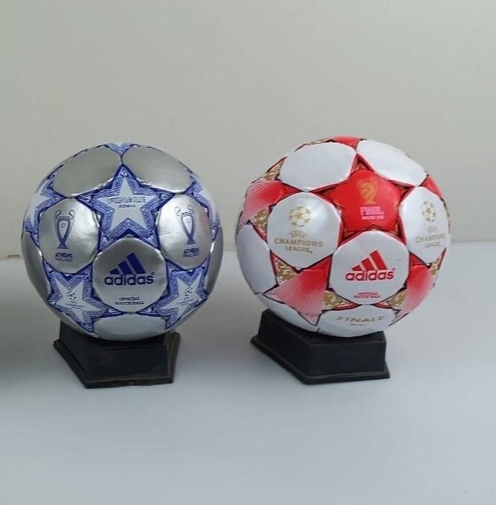 2Pcs Finale Mini Soccer Ball Champion League/Athens Final 2007/ Russia 2008