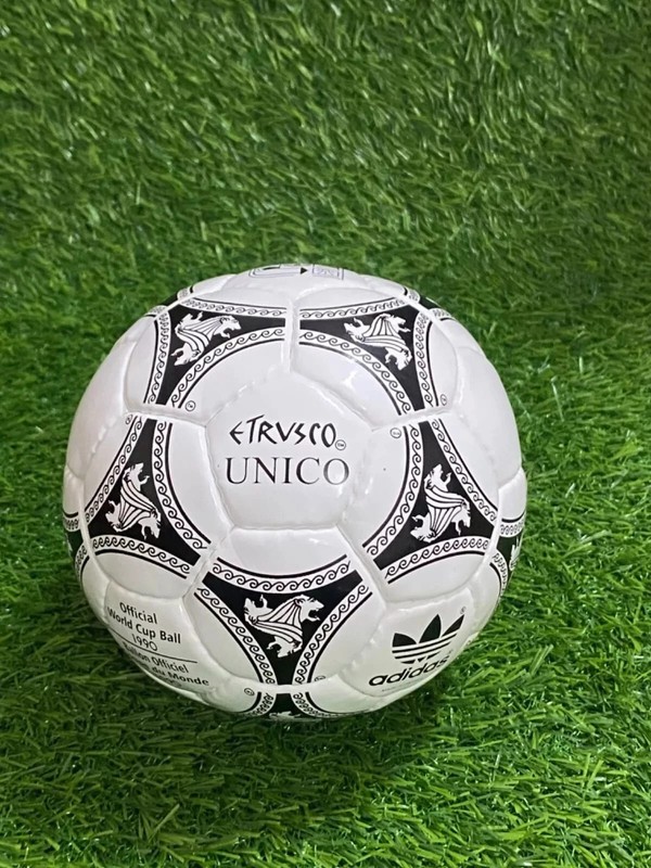 Adidas Historical Mini Balls Set 26 pcs World Cup 1930-2026 Collector Set Size1 gallery