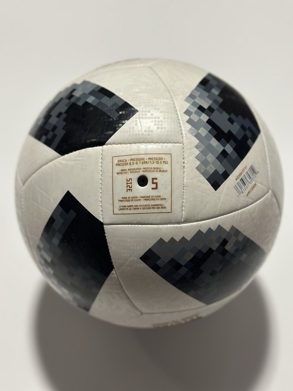 Adidas TELSTAR 18 Match Ball Réplica From Russia 2018 gallery