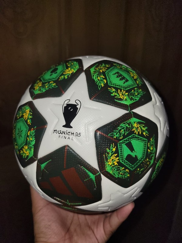Adidas CHAMPIONS LEAGUE 2018-19 GREEN STAR Match Football Soccer ball Size 5
