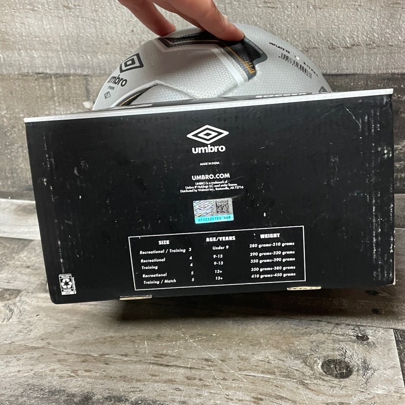 Umbro Typhoon NFHS Official Size 5 Soccer Ball Silver Black NEW in Box gallery