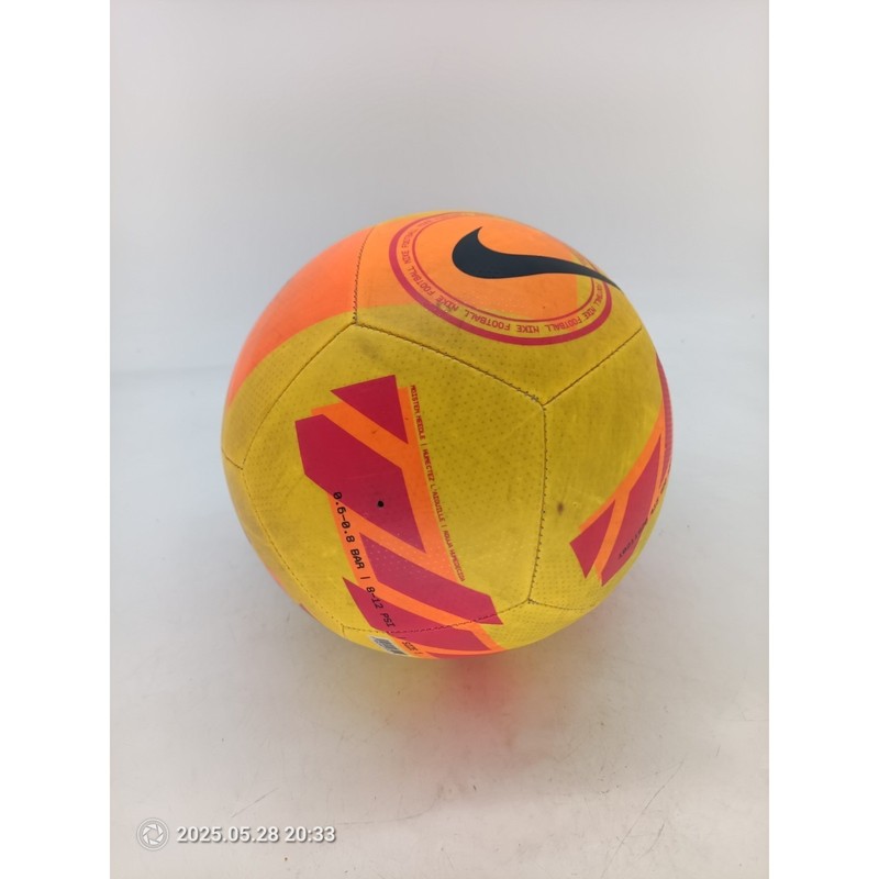 2021-2012 Nike Pirch Practice/Training Soccer Ball Size 5 gallery