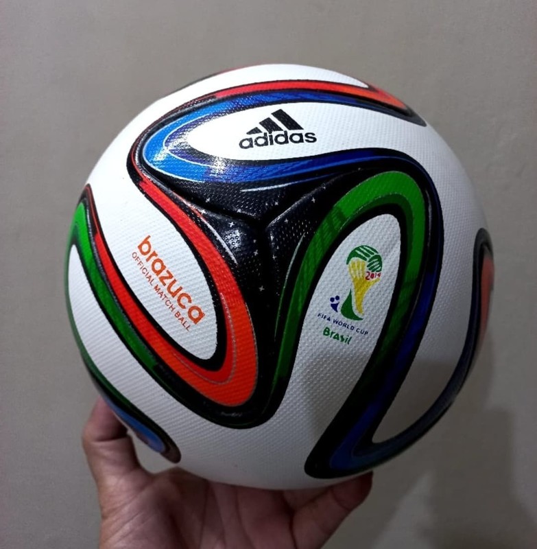 Adidas Brazuca 2014 FIFA World Cup Brazil Official Match Size 5 Soccer Ball gallery