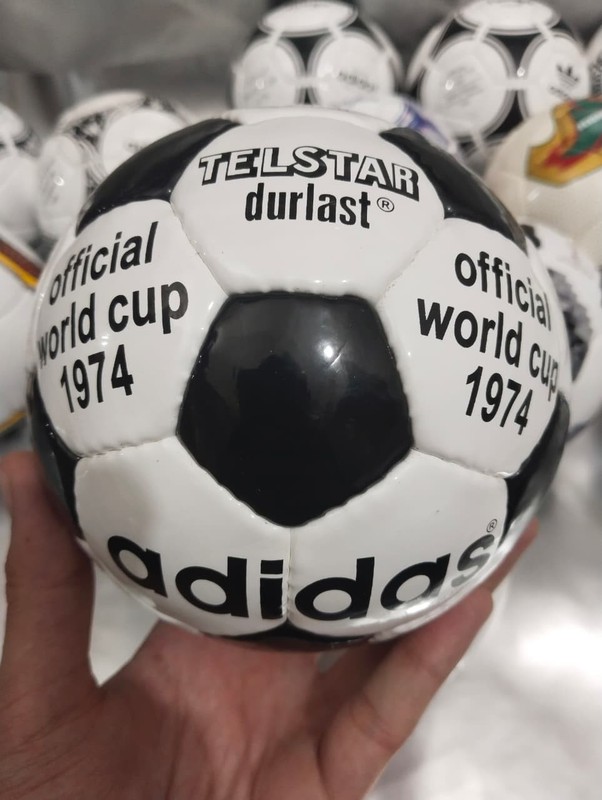 Adidas Historical Mini Balls Set 14 PCS World Cup 1970- 2022 Collector Set Size1 gallery