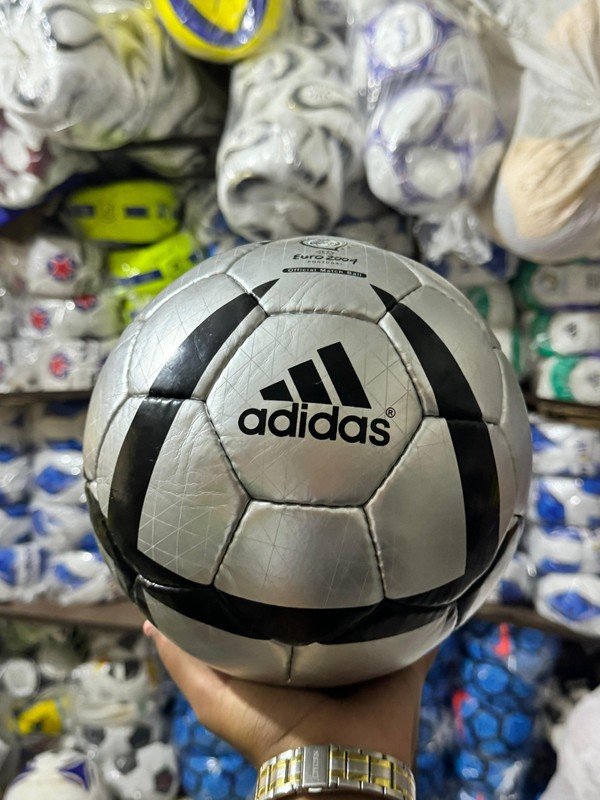 Adidas ROTEIRO |UEFA EURO 2004 PORTUGAL|FIFA APPROVED |Official Match Ball|Size5