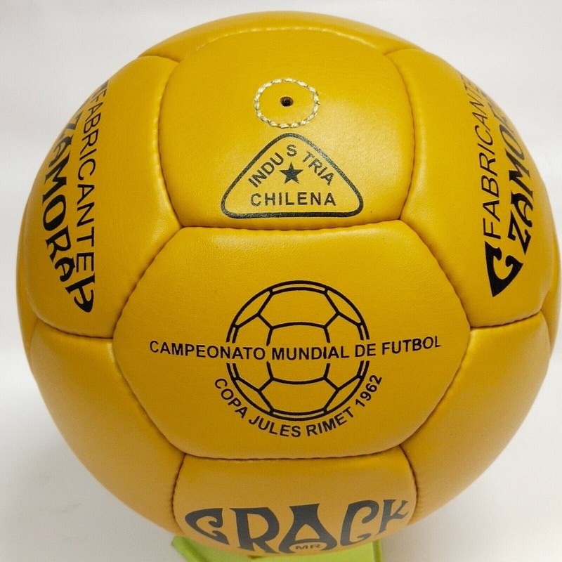 MR Crack | FIFA World Cup 1962 Soccer/Football | Official Match BALL | Size 5