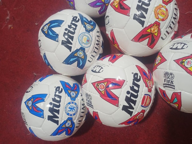 6X Historical Rare Mini Mitre Ultimas Ball All Model's Match Soccer Ball Size 1 gallery