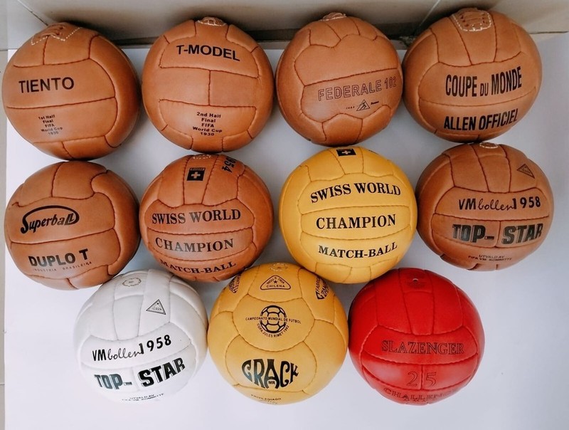 Historical Mini Ball Set (11 Pieces) FIFA World Cup 1930 1966 in Leather Size 1