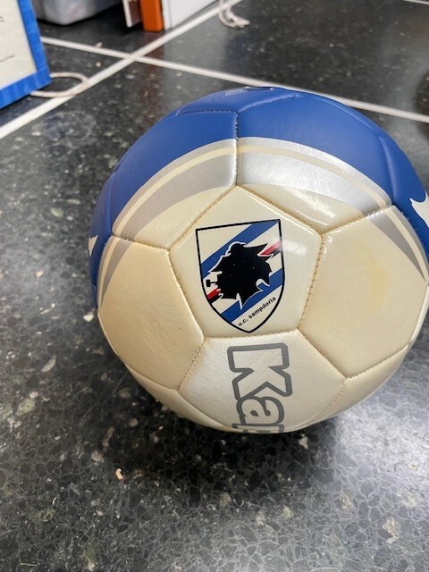 OFFICIAL FOOTBALL LEAGUE UC. SAMPDORIA 1946 DRESS KAPPA HELIUM 5