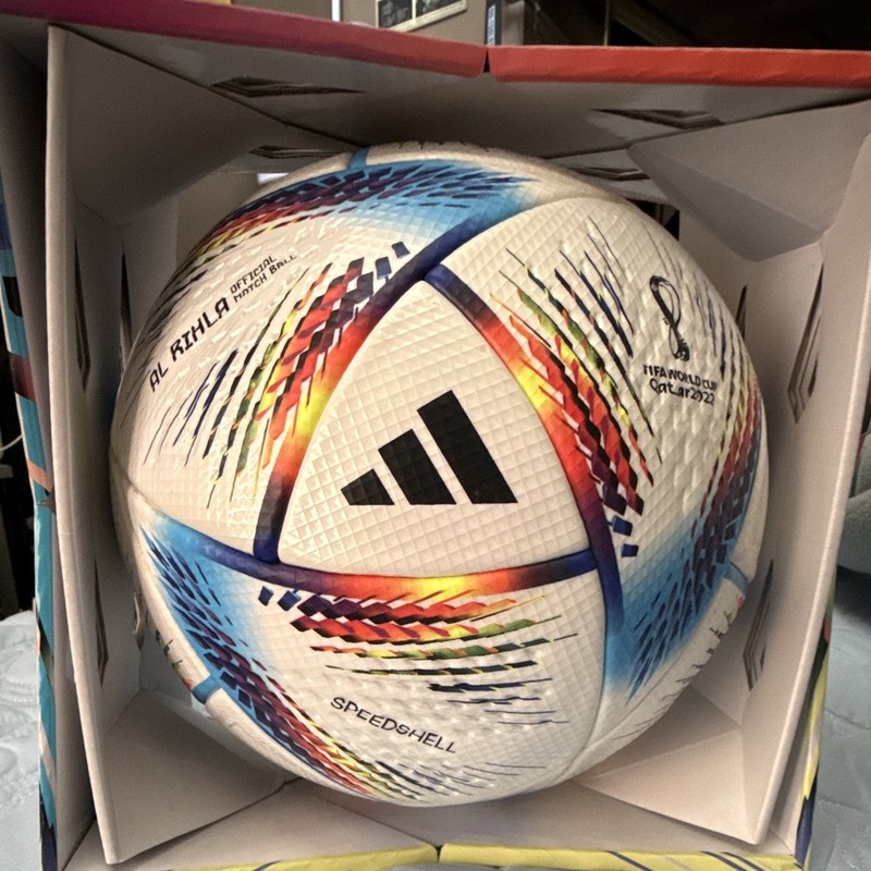 adidas Al Rihla Pro FIFA World Cup Qatar 2022 Match Soccer Ball Size 5