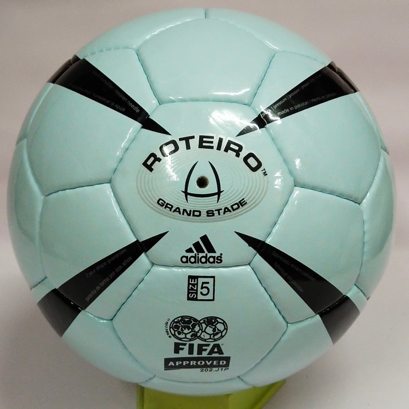 ADIDAS ROTEIRO Grand Stage EURO 2004 Portugal Soccer Match FootBall Size 5