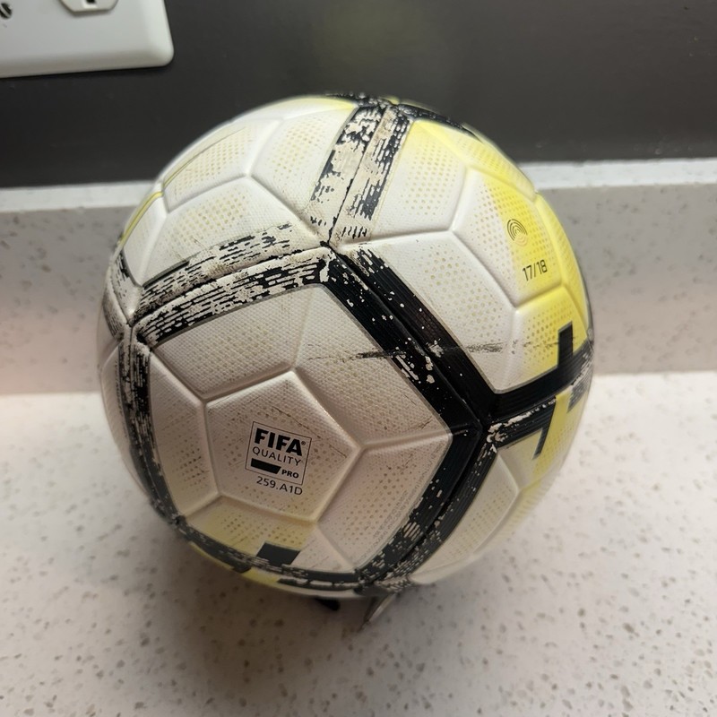 Nike Ordem 3 Official FIFA Quality Pro Match Ball FIFA Size 5 ~ 2017/18 gallery