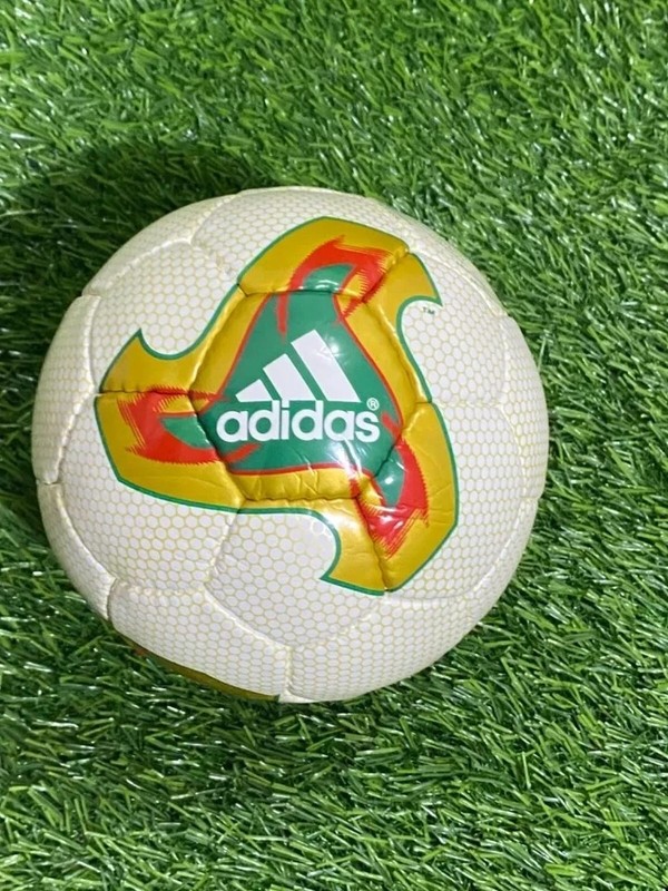Adidas Historical Mini Balls Set 15 pcs World Cup 1970-2026 Collector Set Size 1 gallery