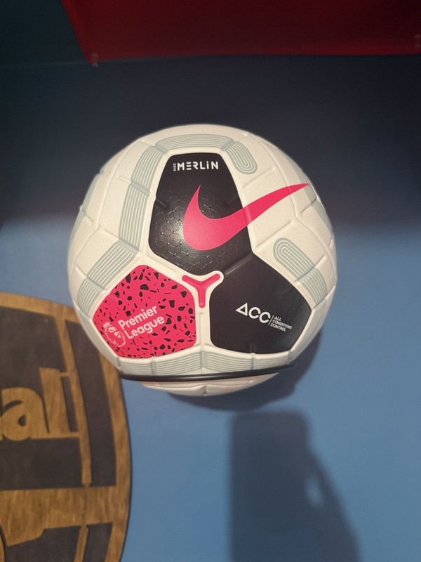 Nike OMB Merlin Official Match Ball Premier League Rare