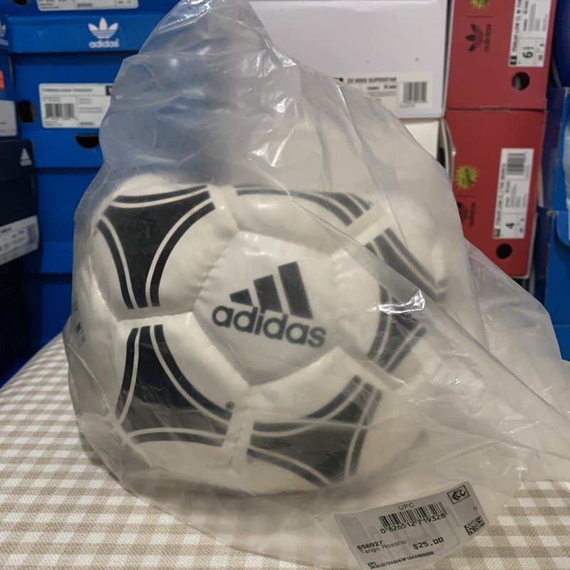 adidas Tango Rosario