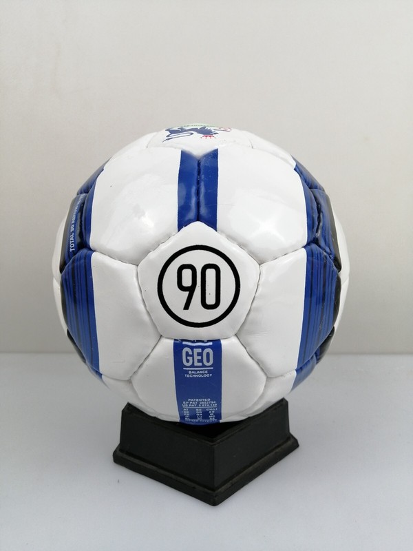 Nike T 90 Mini 2 Pcs Set Soccerballs gallery