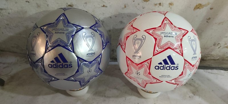 2X Athens Final 2007 / Finale 2006 Paris Size 5 Soccerball gallery