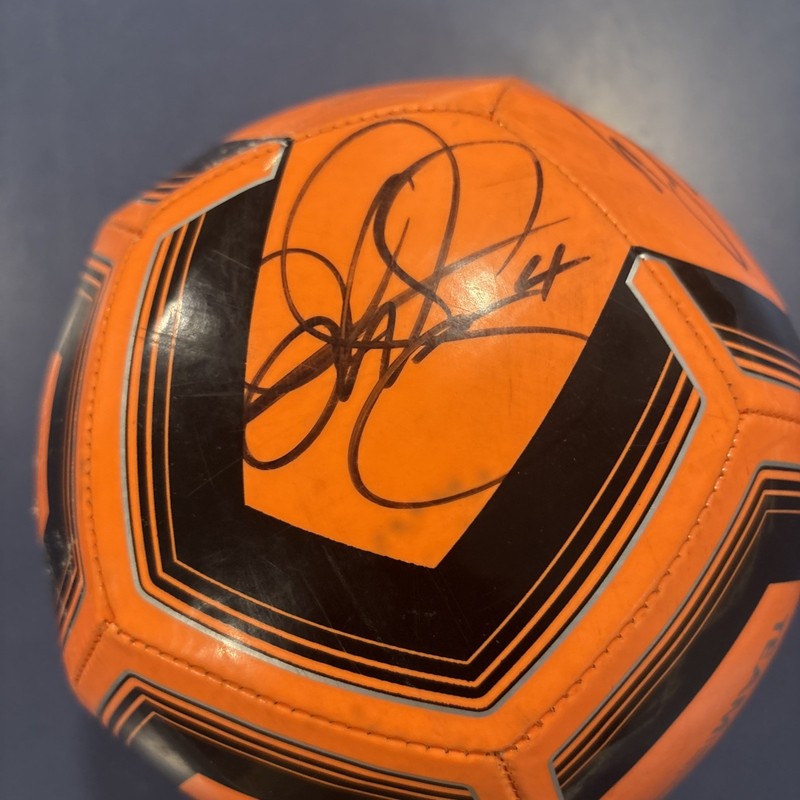 Signed By Seattle Sounders (CRoldan, SFrei, + 4 more) Nike Pitch Sz 4 Ball gallery