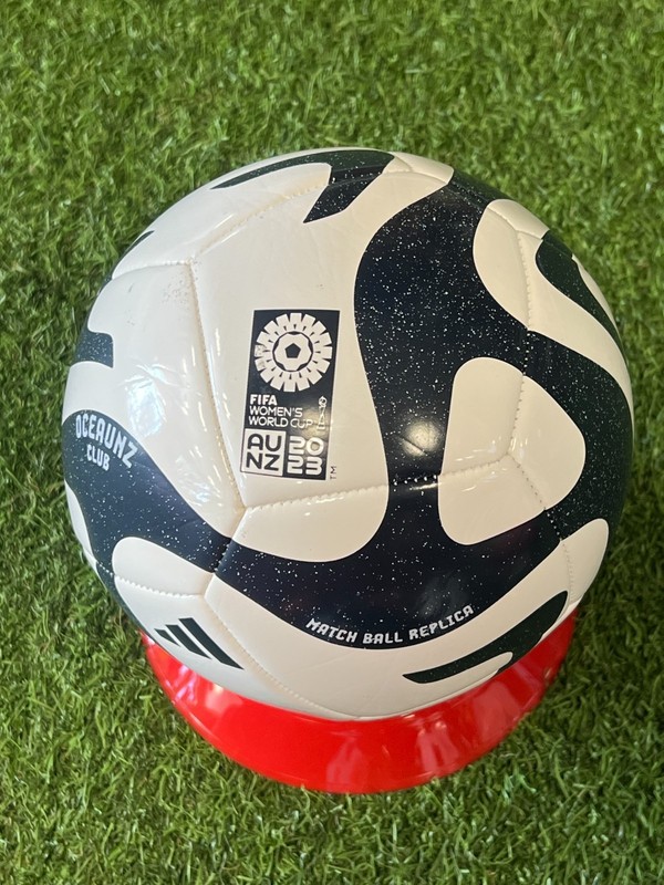 adidas OCEAUNZ FIFA Women’s World Cup 2023 Match Ball Replica Size 3 White/Blue