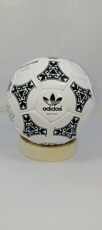 Mini Adidas Azteca Mexico 1986 Official World Cup Ball Size 1 gallery