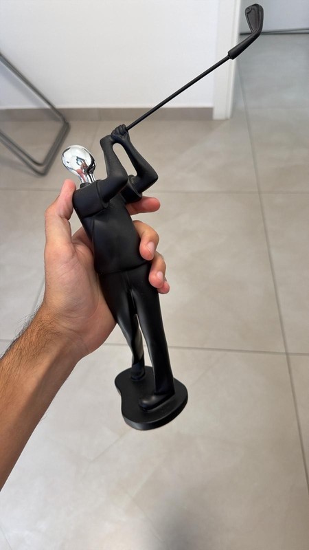 golf model for office table