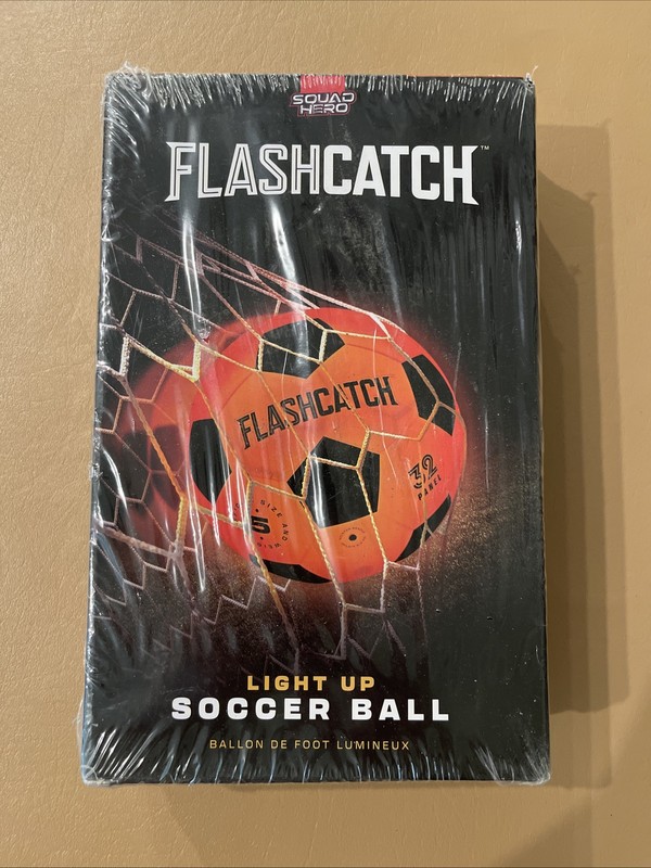 FlashCatch Light Up Soccer Ball Glow In The Dark #5 Sports Gear New and Sealed