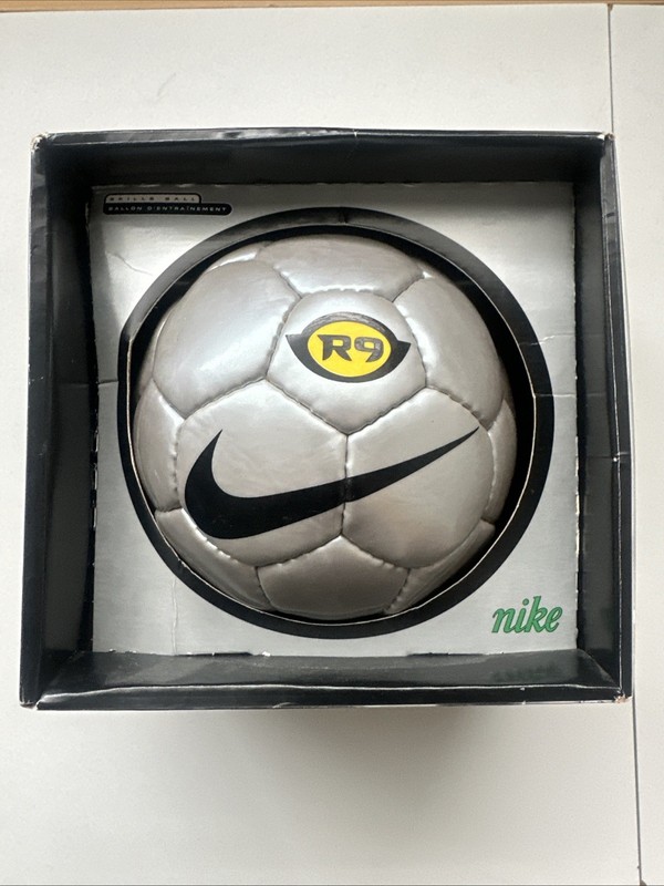 Nike R9 Ronaldo Size 1 Soccer Ball Brand New Super Rare