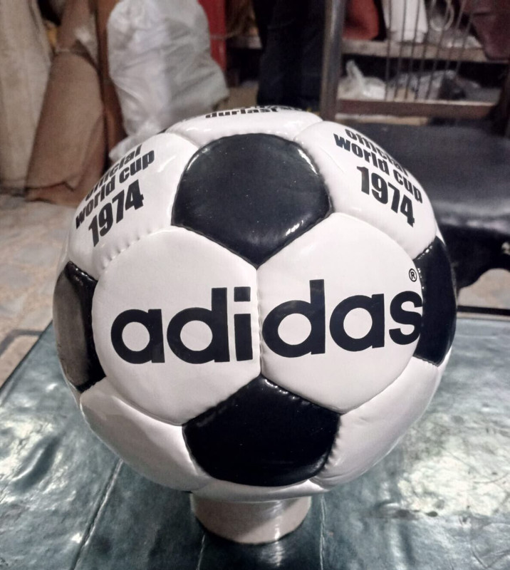 Adidas TELSTAR Durlast FIFA World Cup 1974 Germany Match Soccer Ball Size 5