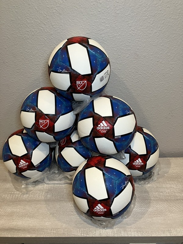 ADIDAS MLS TOP CAPITANO / Match Replica Game Soccer Ball / Size 3 / DN8696