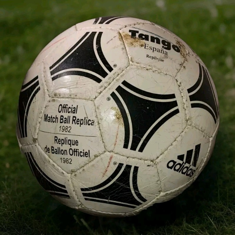 Addias 1982 Tango Espana Replica WORLD CUP USED Ball