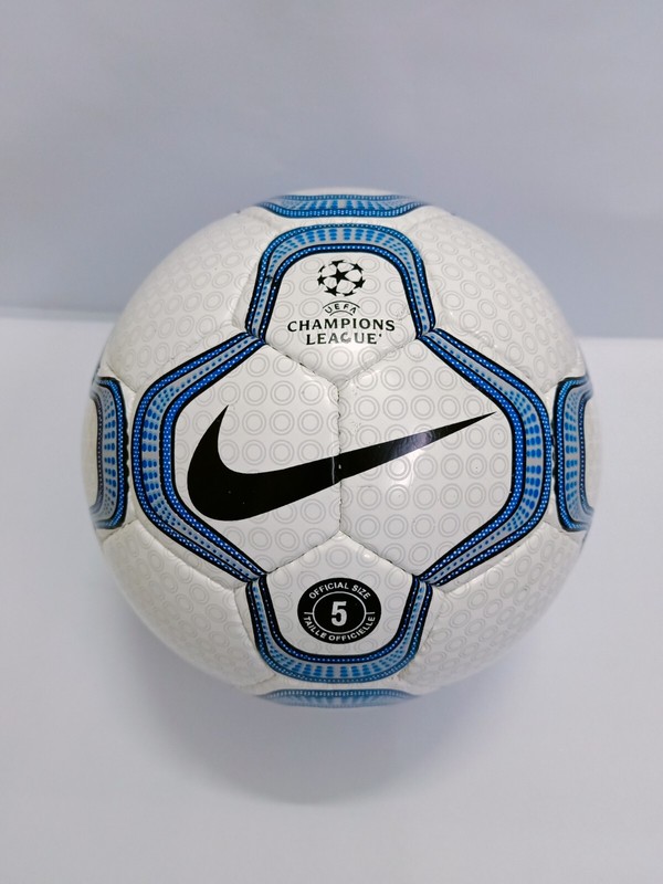 Nike Geo Merlin | 2000-2001 | UEFA Champions League Ball | Size 5 Rare Edition
