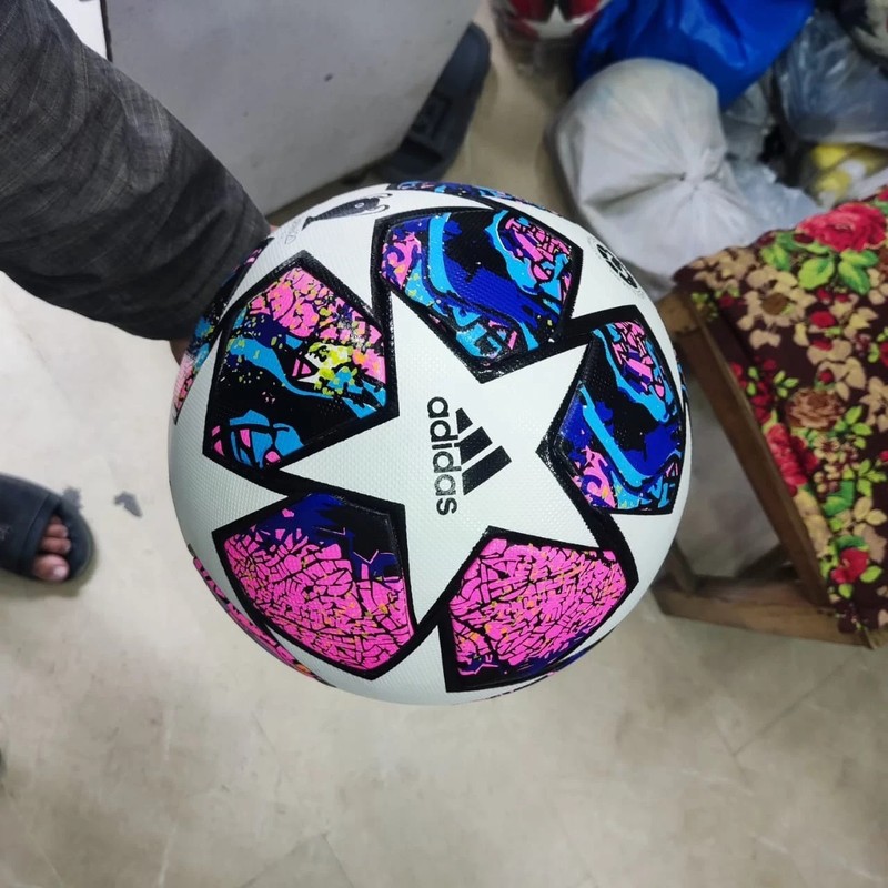 Adidas Finale Istanbul Official Match Ball UEFA Champions League Final 2019/2020