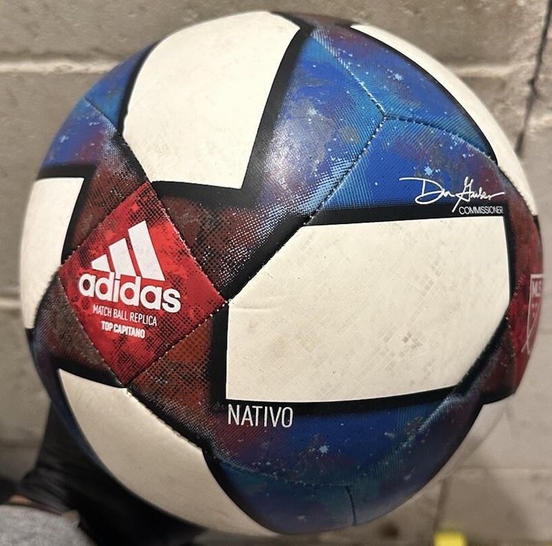 Adidas MLS TOP CAPITANO BALL – WHITE/BLACK/FOOTBALL BLUE/RED