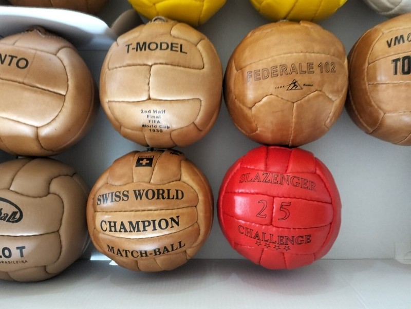 Historical collector mini ball set 11 pcs FIFA world cup 1930-1966 leather 100% gallery