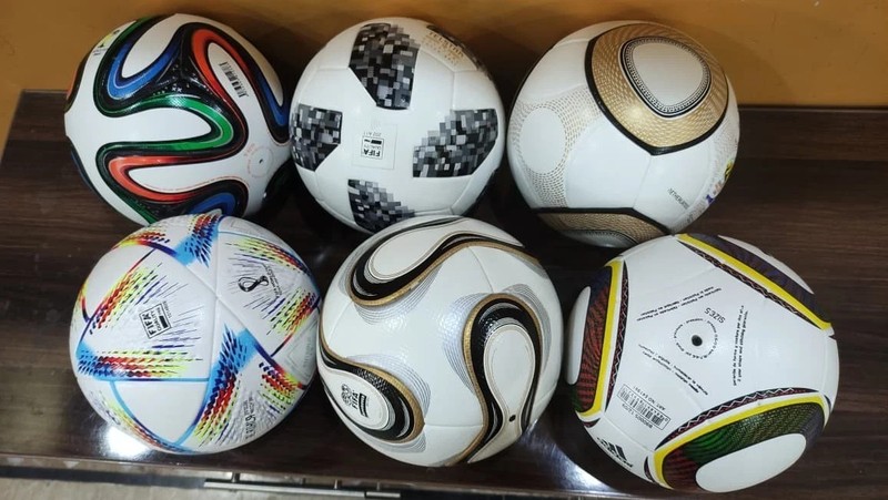 Lot of 6 Official Adidas Soccer Balls Size 5 Training Match Footballs gallery