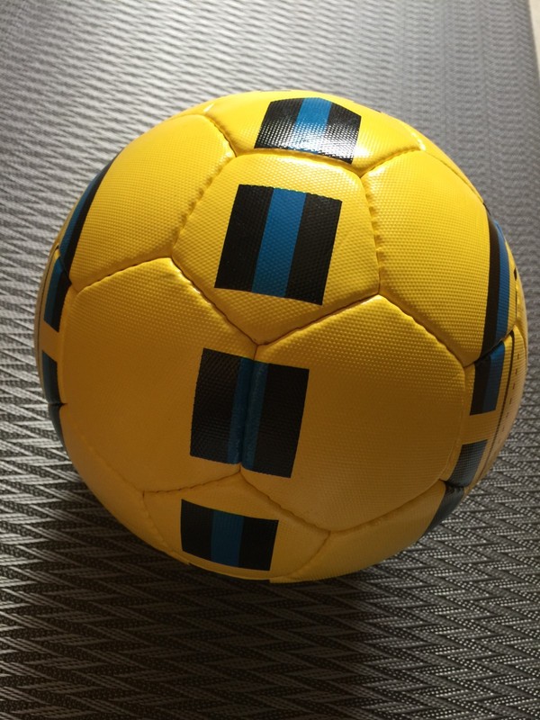 DribbleUp App Enabled smart Soccer Training Ball Yellow Kids Youth Size 4 gallery